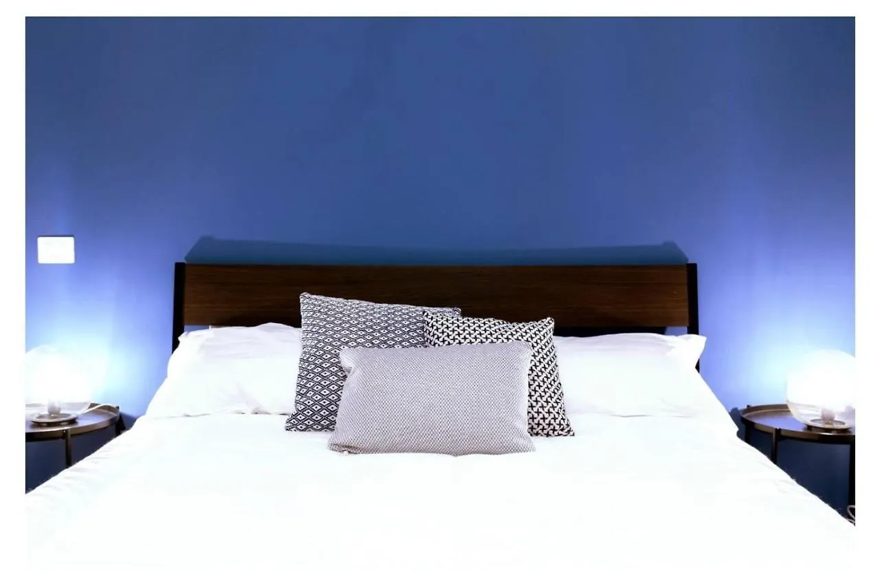 Donna Chiara Holiday House - Toledo Naples Italy