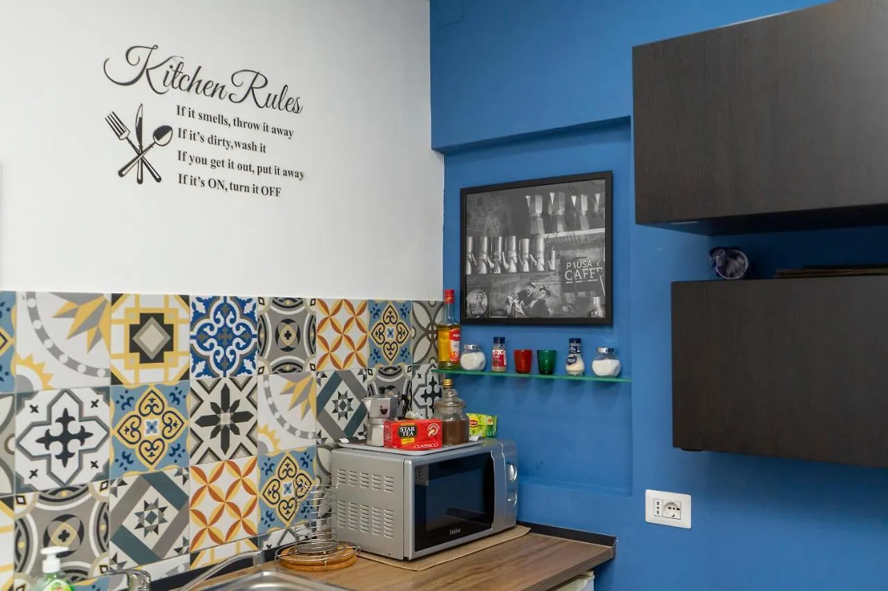 Donna Chiara Holiday House - Toledo Napoli